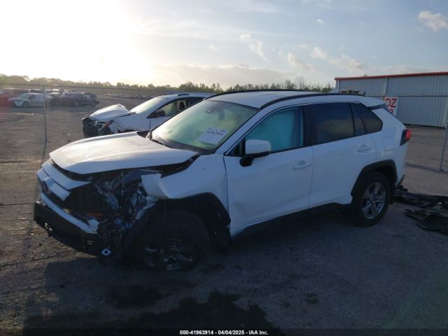 2T3W1RFV2RW337129 Toyota Rav4 Xle