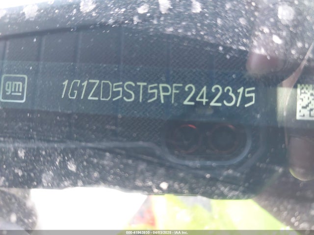 1G1ZD5ST5PF242315 Chevrolet Malibu Fwd 1lt