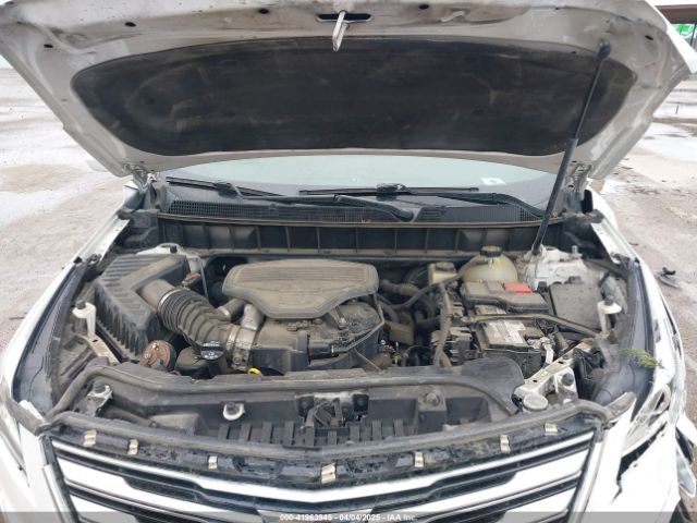 1GYKNARS4JZ167067 Cadillac Xt5 Standard