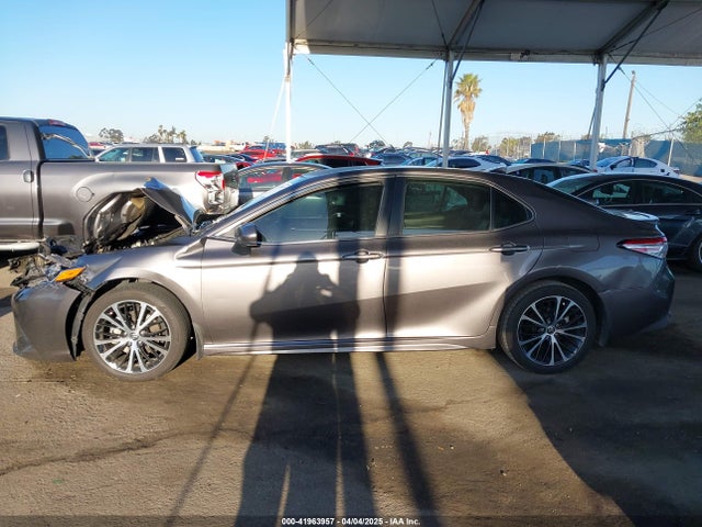 4T1G11AK8LU962668 Toyota CAMRY SE