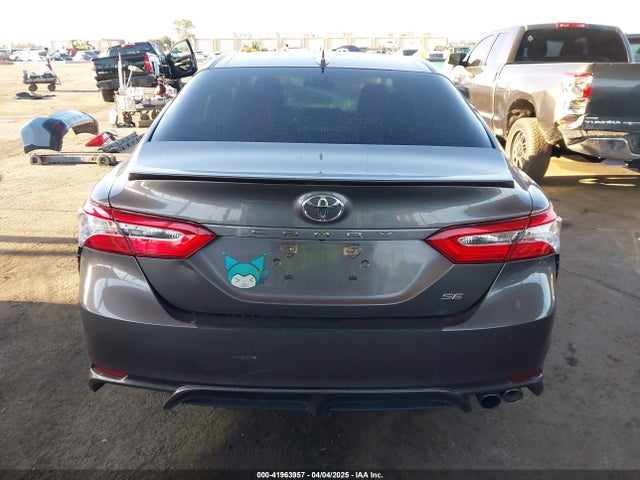 4T1G11AK8LU962668 Toyota CAMRY SE