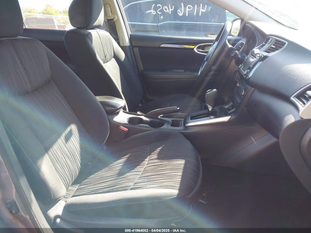 3N1AB7AP0HY279621 Nissan SENTRA SV