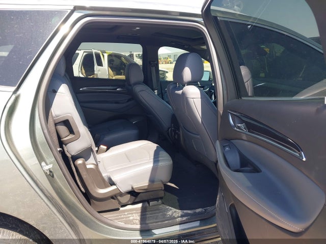 5GAERBKW8PJ101303 Buick Enclave Essence Fwd