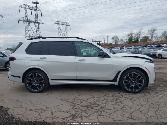 5UX33EM00R9S32889 BMW X7 M60i