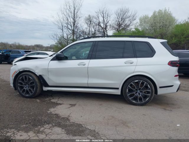 5UX33EM00R9S32889 BMW X7 M60i