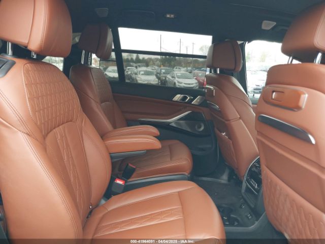 5UX33EM00R9S32889 BMW X7 M60i