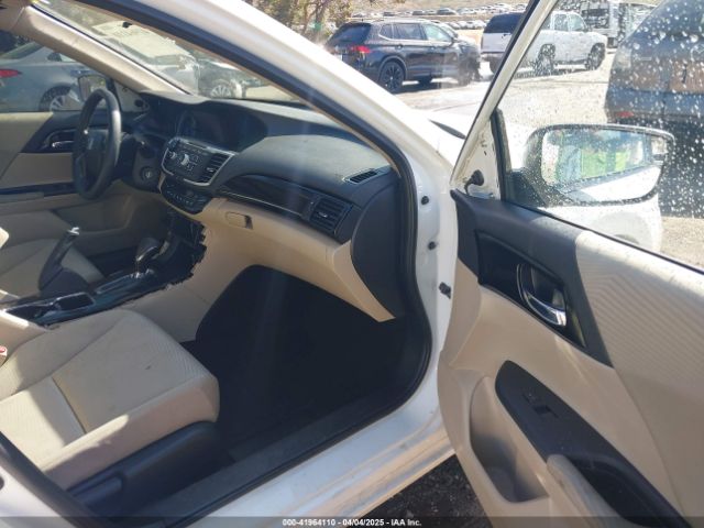 1HGCR2F3XHA189957 Honda ACCORD LX