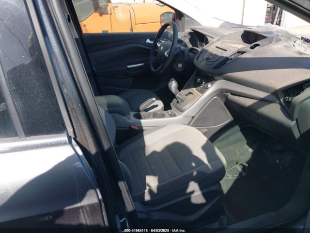 1FMCU0GX5FUC27010 Ford ESCAPE SE