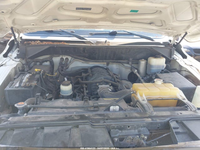 41964123 :رقم المزاد ، 1N6AF0KY7DN109101 vin ، 2013 Nissan Nv Cargo Nv2500 Hd Sv V8 مزاد بيع