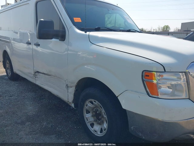 41964123 :رقم المزاد ، 1N6AF0KY7DN109101 vin ، 2013 Nissan Nv Cargo Nv2500 Hd Sv V8 مزاد بيع
