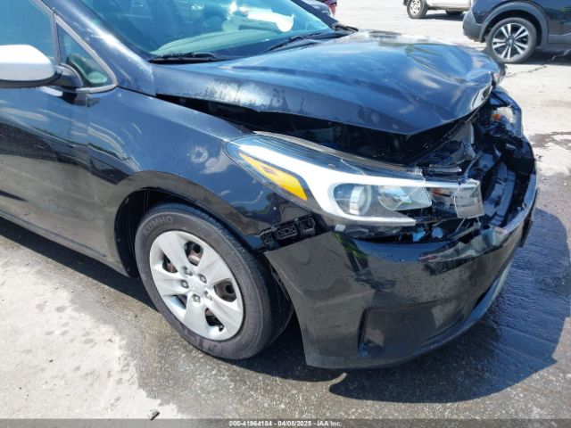 3KPFL4A75JE237516 KIA FORTE LX
