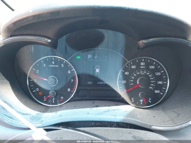 3KPFL4A75JE237516 KIA FORTE LX