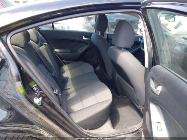 3KPFL4A75JE237516 KIA FORTE LX