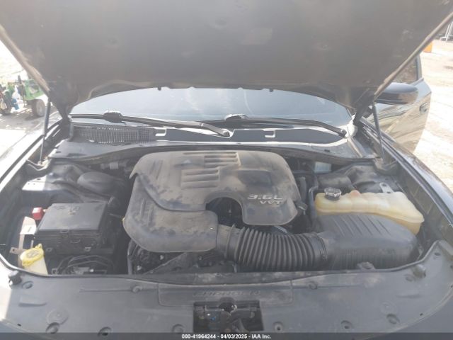 2C3CDXJG5KH624059 Dodge Charger Sxt Awd