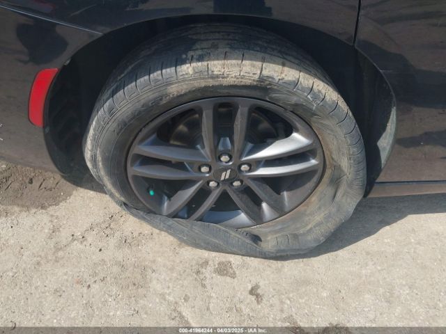 2C3CDXJG5KH624059 Dodge Charger Sxt Awd