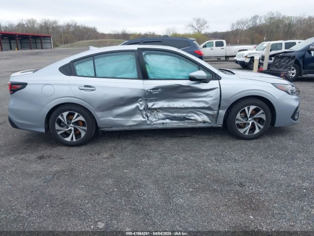 4S3BWAF68P3015721 Subaru Legacy Premium