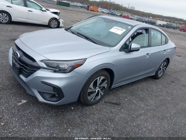 4S3BWAF68P3015721 Subaru Legacy Premium