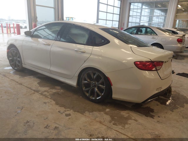 Chrysler 200 S 2015 1C3CCCBG4FN600570 Image 3