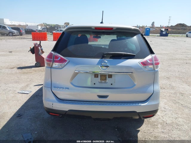 JN8AT2MT6GW021930 Nissan ROGUE S