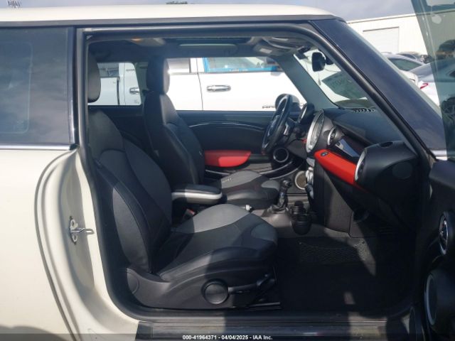 2007 MINI COOPER WMWMF33587TT52466 Photo 4