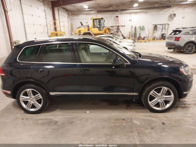WVGEF9BP2FD001604 Volkswagen Touareg V6 Executive