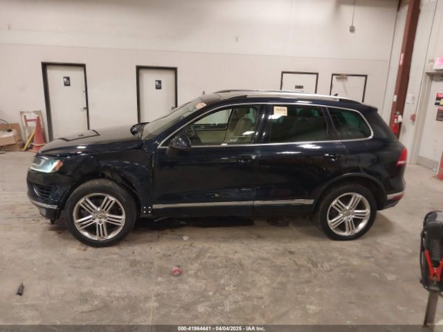 WVGEF9BP2FD001604 Volkswagen Touareg V6 Executive