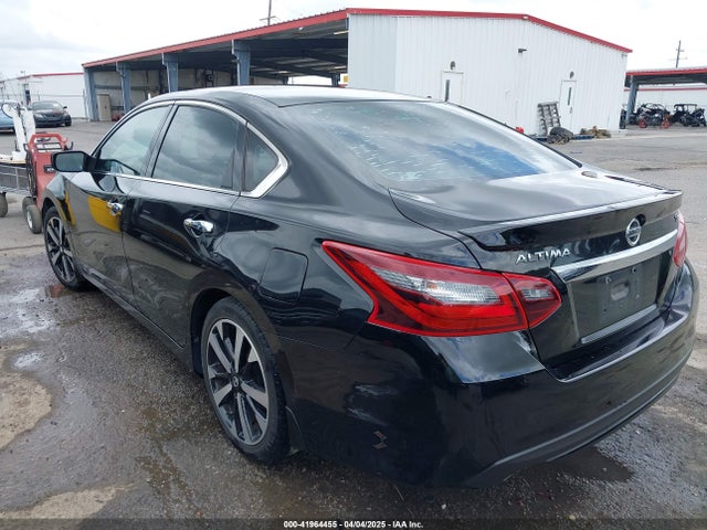 1N4AL3AP5JC135313 Nissan Altima 2.5 Sr