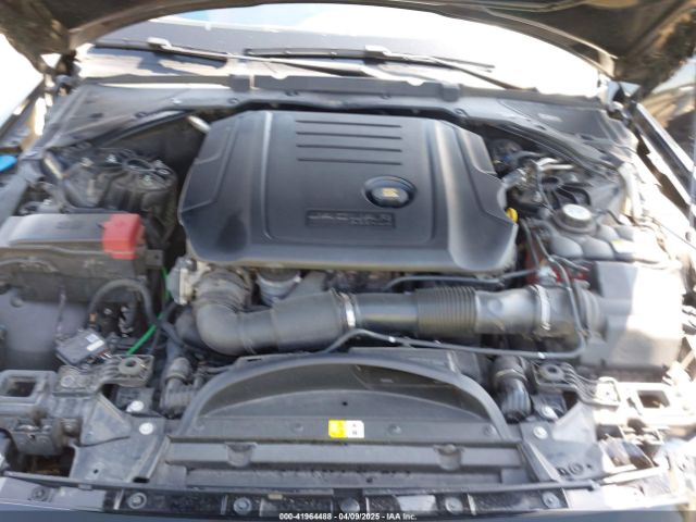 2018 JAGUAR XE SAJAR4FN2JCP18168 Photo 9