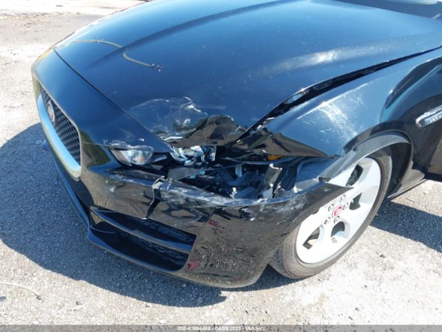 2018 JAGUAR XE SAJAR4FN2JCP18168 Photo 5