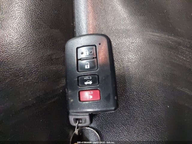 4T1BD1FKXFU162954 Toyota Camry Hybrid Xle