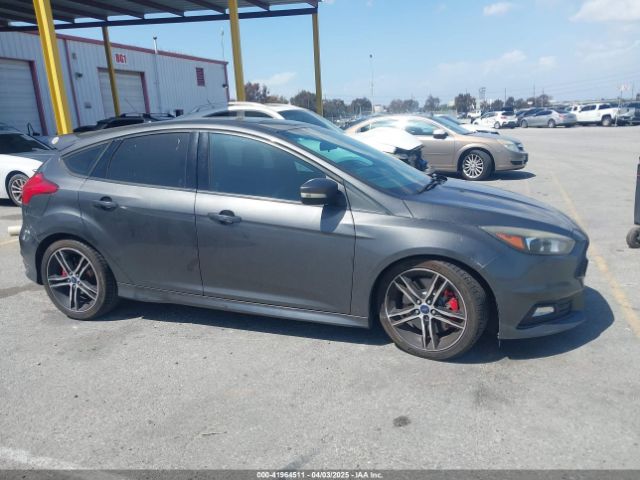 1FADP3L94FL241243 Ford FOCUS ST