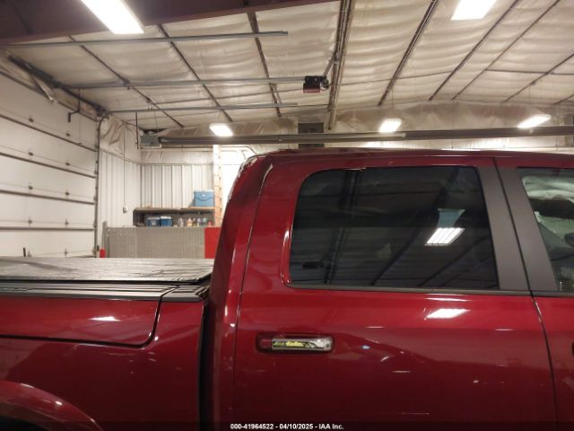 1C6RR7NT8HS529065 RAM 1500 Laramie  4x4 5'7 Box