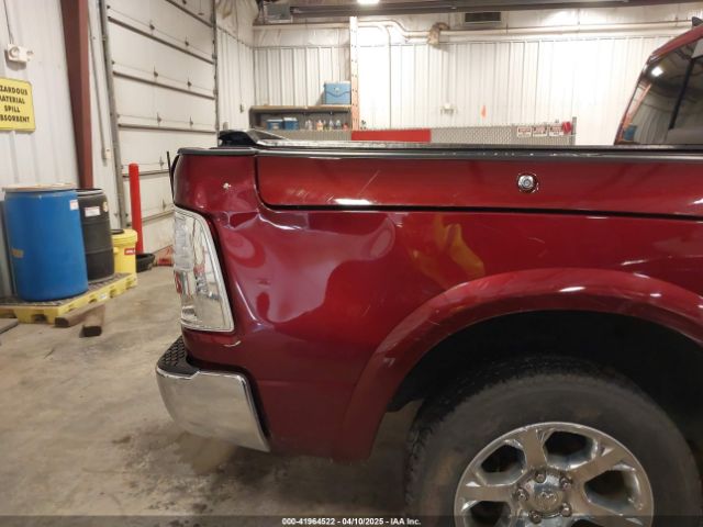 1C6RR7NT8HS529065 RAM 1500 Laramie  4x4 5'7 Box