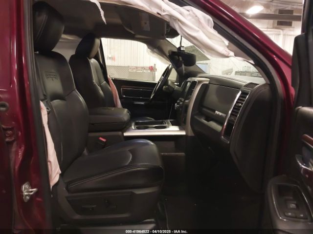 1C6RR7NT8HS529065 RAM 1500 Laramie  4x4 5'7 Box