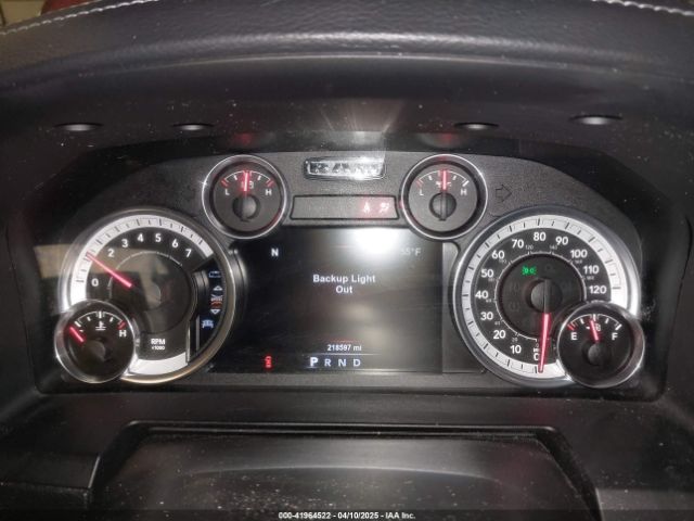 1C6RR7NT8HS529065 RAM 1500 Laramie  4x4 5'7 Box