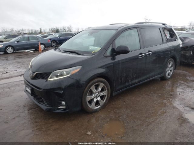 5TDXZ3DC5JS937838 Toyota Sienna Se 8 Passenger