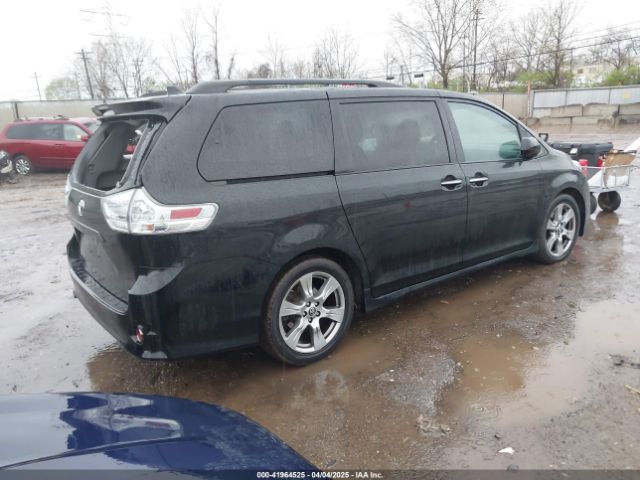 5TDXZ3DC5JS937838 Toyota Sienna Se 8 Passenger