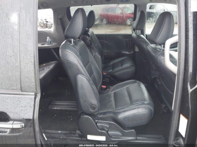 5TDXZ3DC5JS937838 Toyota Sienna Se 8 Passenger