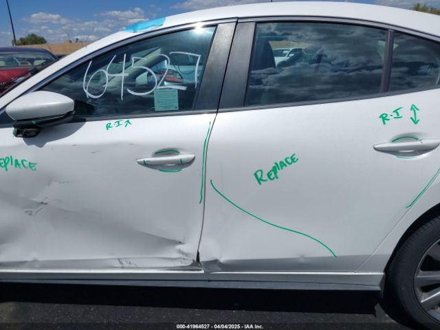 3MZBPACL2LM126567 Mazda Mazda3 Select Package