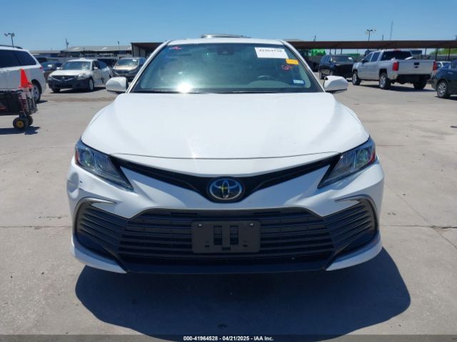 4T1R11AK8NU676797 Toyota CAMRY LE