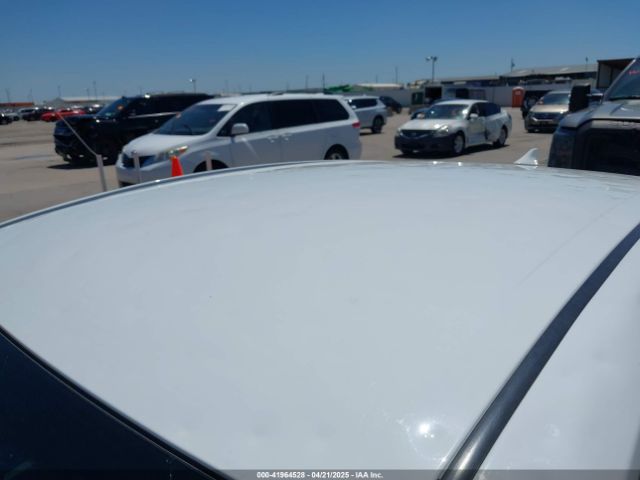 4T1R11AK8NU676797 Toyota CAMRY LE