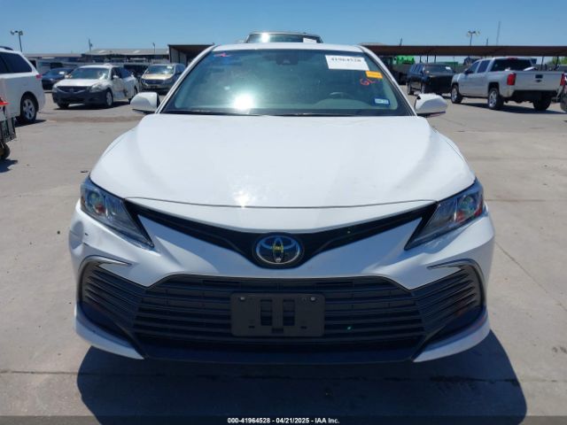 4T1R11AK8NU676797 Toyota CAMRY LE