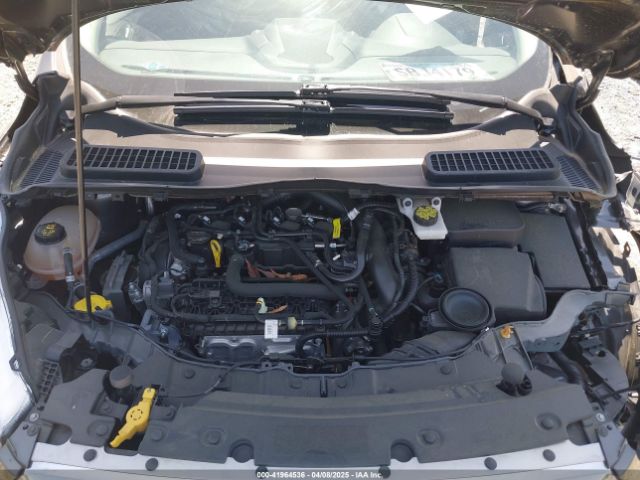 1FMCU0GD7KUA49858 Ford ESCAPE SE