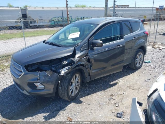 1FMCU0GD7KUA49858 Ford ESCAPE SE