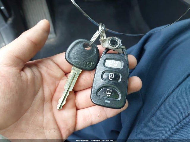 5NPD74LFXHH060306 Hyundai ELANTRA SE
