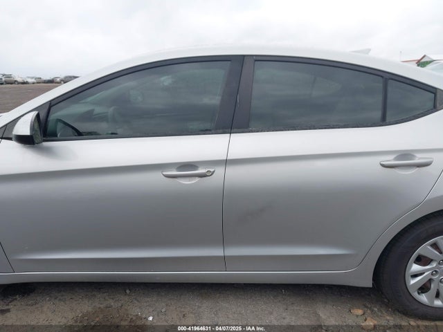 5NPD74LFXHH060306 Hyundai ELANTRA SE
