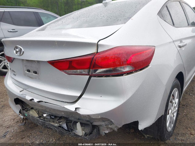5NPD74LFXHH060306 Hyundai ELANTRA SE