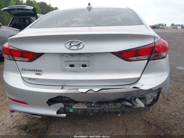 5NPD74LFXHH060306 Hyundai ELANTRA SE