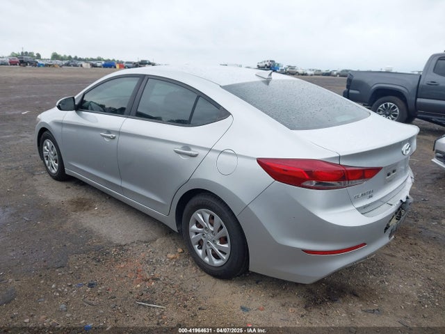 5NPD74LFXHH060306 Hyundai ELANTRA SE