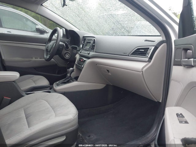 5NPD74LFXHH060306 Hyundai ELANTRA SE